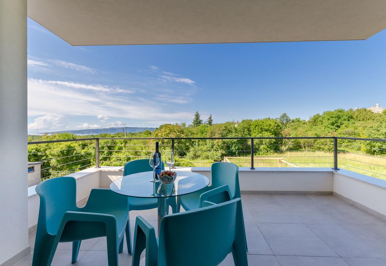 Apartments Residence Romance Пинезичи Экстерьер фото